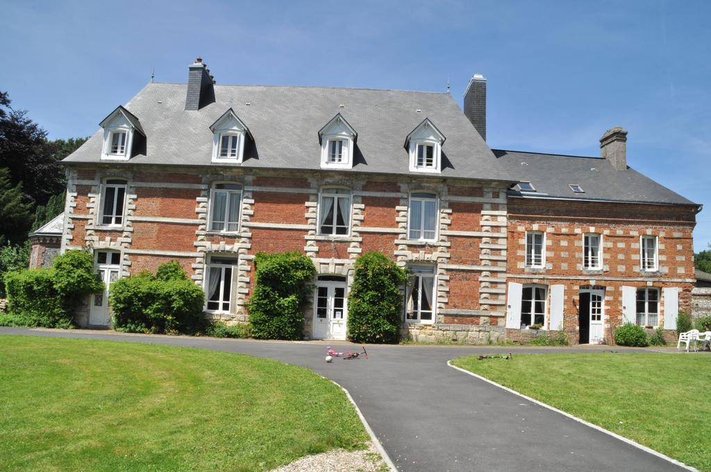 Chambres D'Hotes Le Manoir D'Esneval Criquetot-l'Esneval Exterior photo